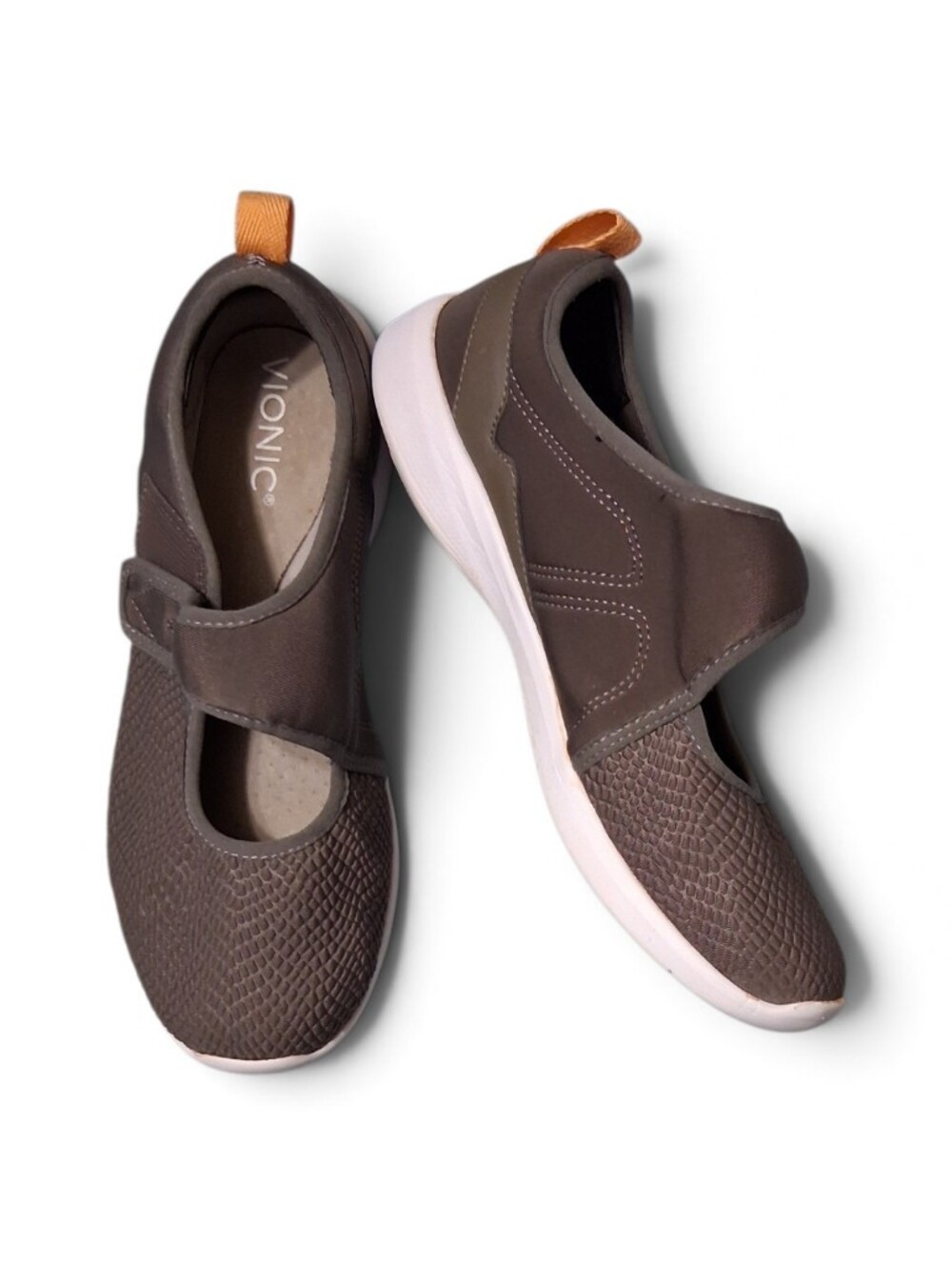 Vionic Sonnet Sz 9.5 Mary Jane Style hook and loop closure Taupe Orange